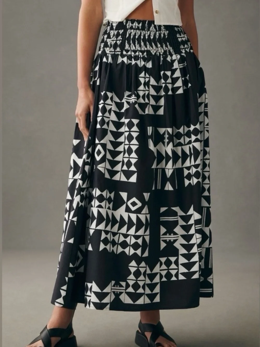 Anthropologie - Black & White Geometric Maxi Skirt - Women's Flowing A-Line - Picture 2 of 6